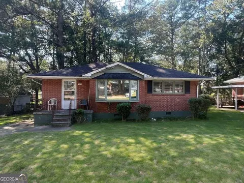 1101 Lloyd Dr, Forest Park, GA 30297