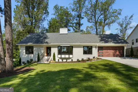 520 Dogwood Valley Dr, Atlanta, GA 30342