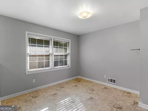6536 Allatoona Rd, Morrow, GA 30260 photo 15
