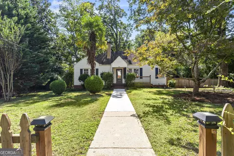 3715 Debelle St, Clarkston, GA 30021