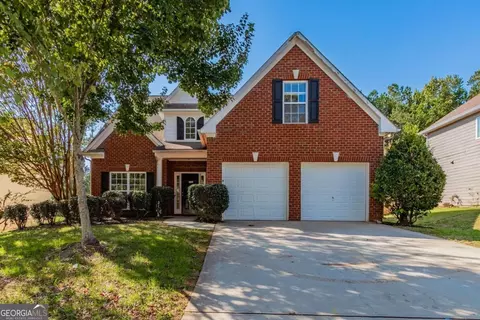 8285 Eastshore Dr, Union City, GA 30291
