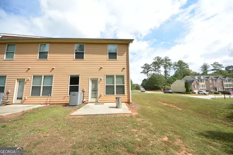 3047 Bonnes Dr, Lithonia, GA 30038 photo 3