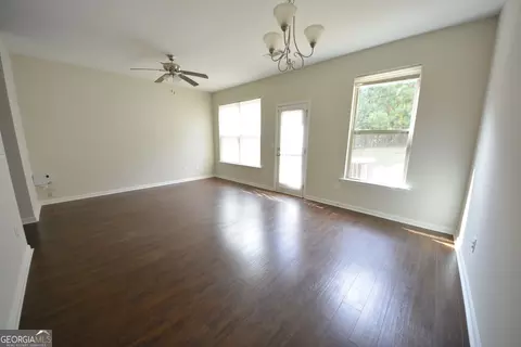 3047 Bonnes Dr, Lithonia, GA 30038 photo 9