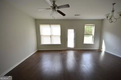 3047 Bonnes Dr, Lithonia, GA 30038 photo 7