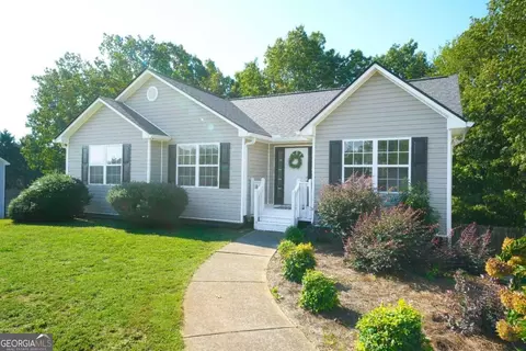 6820 Cedar Ridge Dr, Gainesville, GA 30506