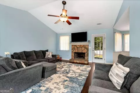 185 Cypress Dr, Covington, GA 30016 photo 9