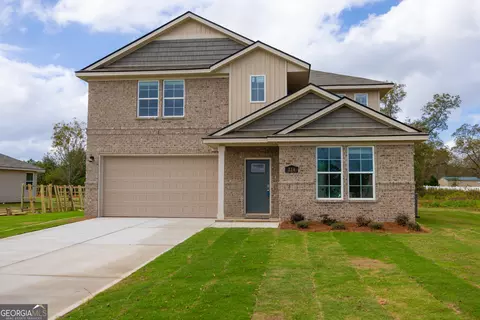 214 Ivy Glen Dr, Perry, GA 31069