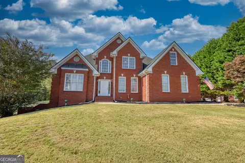 565 Harold Gower Ln, Loganville, GA 30052