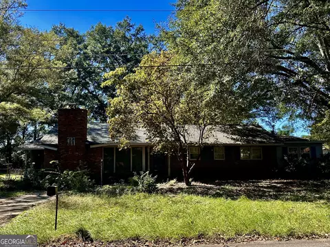 1105 N 1st St, Fort Valley, GA 31030