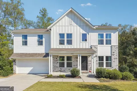 6115 Crescent Landing Dr, Cumming, GA 30028