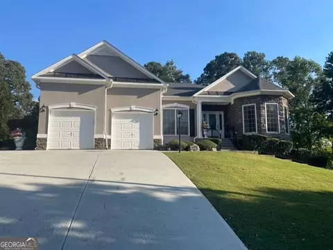 7766 The Lakes Dr, Fairburn, GA 30213