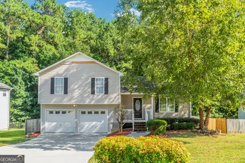 724 Newport Dr, Villa Rica, GA 30180