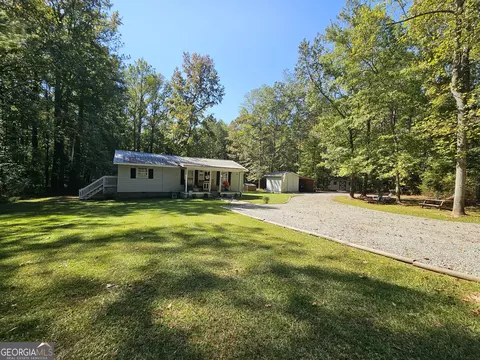 439 Fir Rd, Franklin, GA 30217