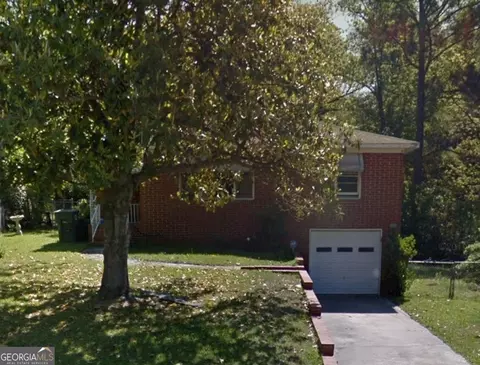 1124 N Beddingfield Dr, Macon, GA 31206