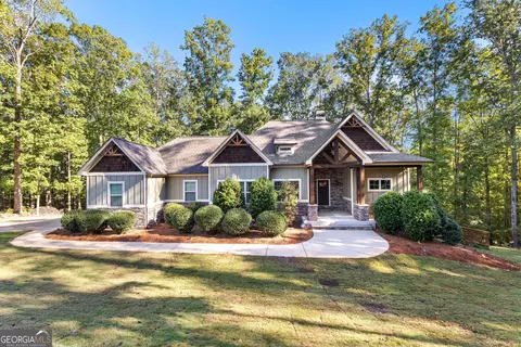127 Riverbluff Dr, Lagrange, GA 30240