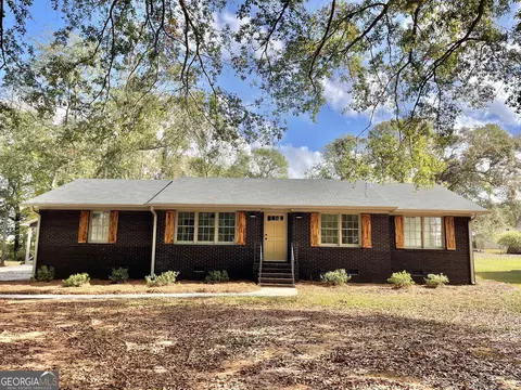258 S Pine Hill Rd, Griffin, GA 30224