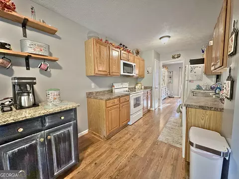 103 Pineland Ct, Lagrange, GA 30241 photo 12