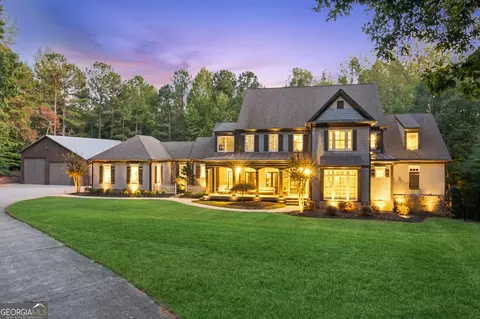 2915 Southers Cir, Suwanee, GA 30024