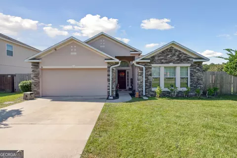 98 Pine Bluff Blvd E, Kingsland, GA 31548