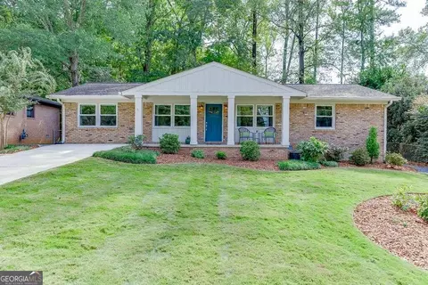 1989 Commodore Ln, Chamblee, GA 30341