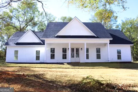 305 Spearhead Rd, Dublin, GA 31021