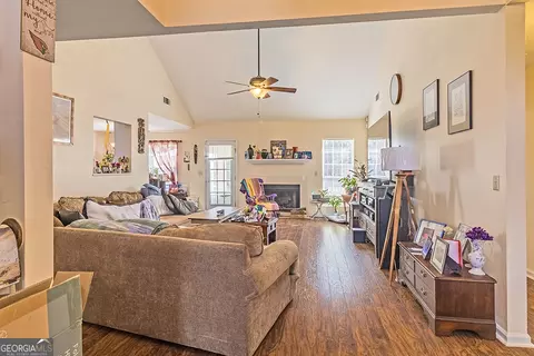 408 Pebblebrook E, Warner Robins, GA 31088 photo 4