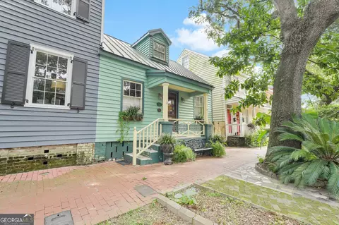 512 E Jones St, Savannah, GA 31401
