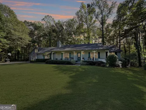 270 Dogwood Trail Dr, Stockbridge, GA 30281