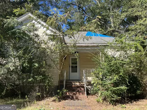 69 W Washington St, Newnan, GA 30263