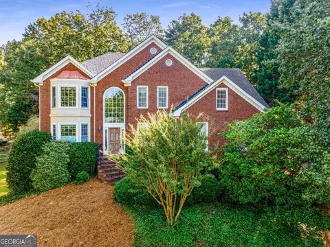 4820 Brent Knoll Ln, Suwanee, GA 30024