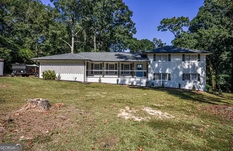 4243 Dorsey Ct SW, Lilburn, GA 30047
