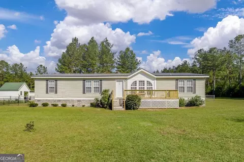 207 Blueberry Ct, Brooklet, GA 30415