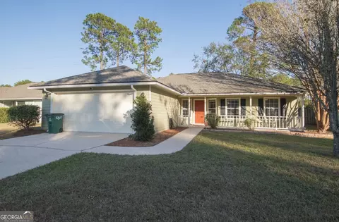 319 Hallowes Dr E, Saint Marys, GA 31558