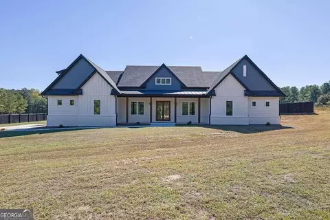 1670 Lee Peters Rd, Loganville, GA 30052