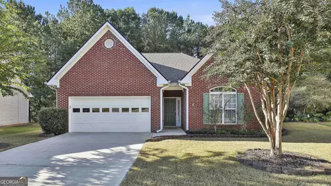 120 Daniel Ct, Fayetteville, GA 30214