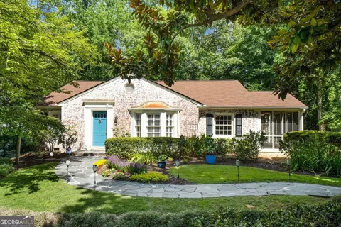 3815 Peachtree Dunwoody Rd NE, Atlanta, GA 30342