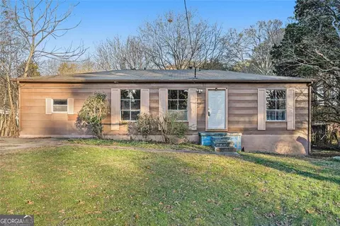 6406 Catalina Ct, Forest Park, GA 30297