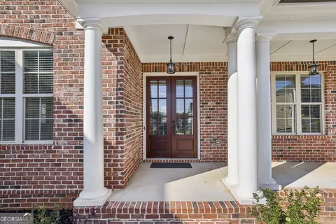 6670 Read Rd, Suwanee, GA 30024 photo 2
