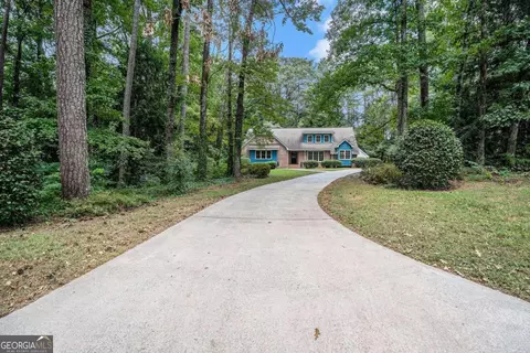 4340 E Durham Cir, Stone Mountain, GA 30083