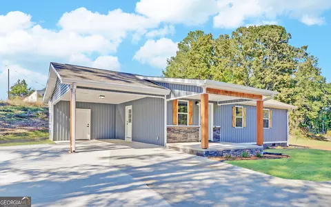 75 Oak Valley Rd, Toccoa, GA 30577