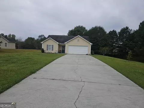245 Lambert Overlook Cir, Carrollton, GA 30117