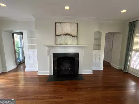 Living - 729 Ridgecrest Rd, Lagrange, GA 30240 photo 4 of 9