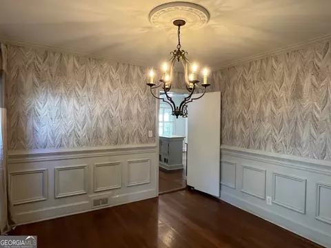 Dining - 729 Ridgecrest Rd, Lagrange, GA 30240 photo 1 of 1
