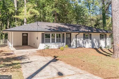946 Oakton Dr SW, Marietta, GA 30060
