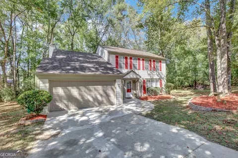 10859 Morning Dove Ct, Hampton, GA 30228