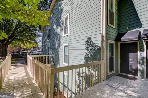 3103 Canyon Point Cir, Roswell, GA 30076