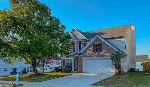 2090 Black Oak Ln, Ellenwood, GA 30294