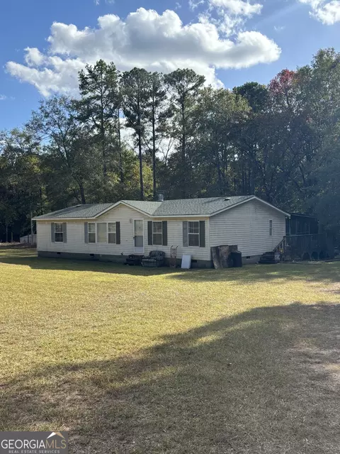 213 Gray Hill School Rd, West Point, GA 31833