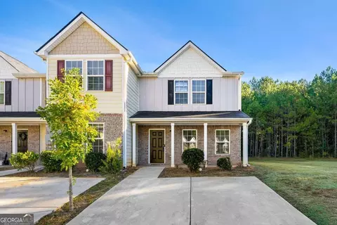 2561 Piering Dr, Lithonia, GA 30038