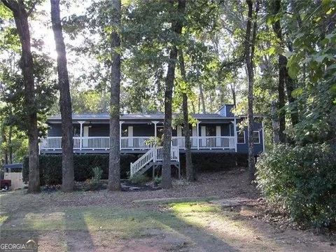 4531 Patrick Dr NE, Kennesaw, GA 30144